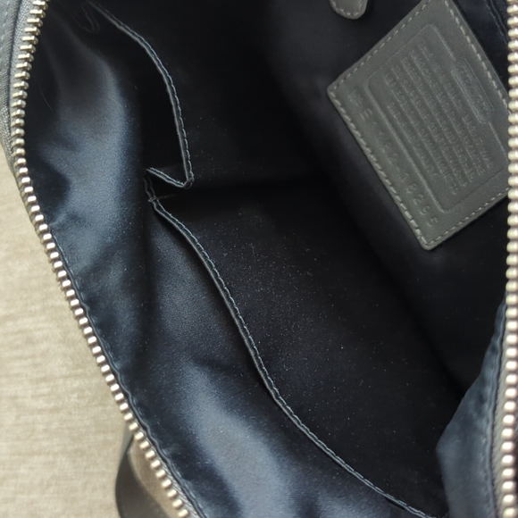 Coach crossbody satchel - Picture 7 of 11